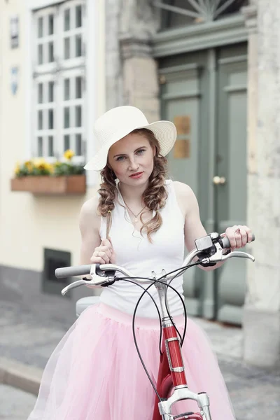Rue Femme Avec Vélo Plein Air — Photo