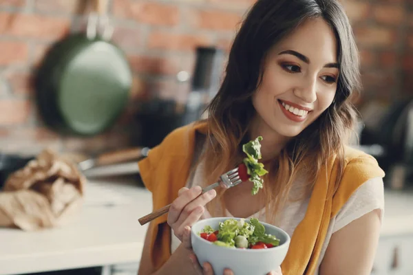 Lovely Girl Kitchen — Stock Photo, Image