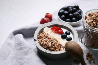 Granola. Masada nefis bir kahvaltı.