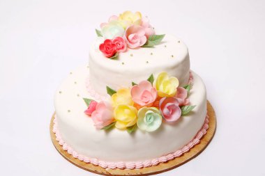 Renkli düğün pastası