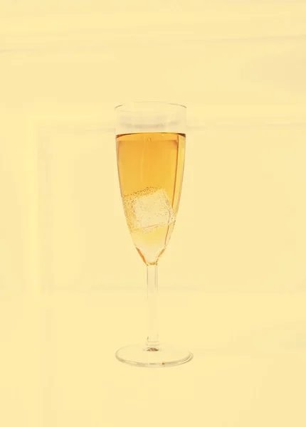 Coupe Champagne Sur Table — Photo