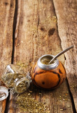 Calabash bardakta mat çay.