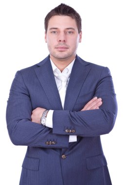 Beyaz arka plan üzerinde genç ve başarılı bir işadamı