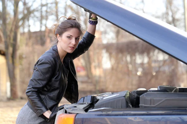 Cute Attractive Girl Car Hood — Stock Photo, Image