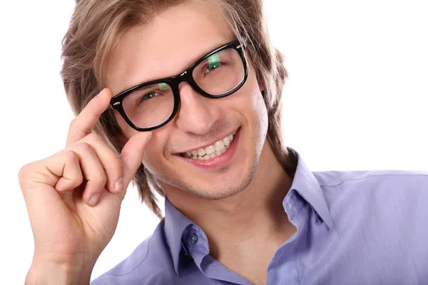 Genç Yakışıklı Bir Adam Gözlüklü Beyaz Zemin Üzerine — Stok fotoğraf