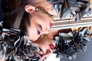 şık görüntüsü güzel genç kız