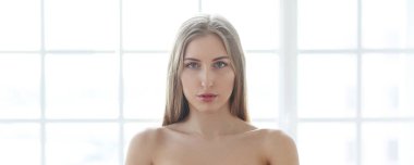 Güzellik. Yumuşak tenli kadın