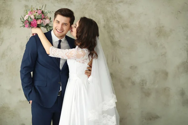 Boda Una Pareja Encantadora Casa — Foto de Stock