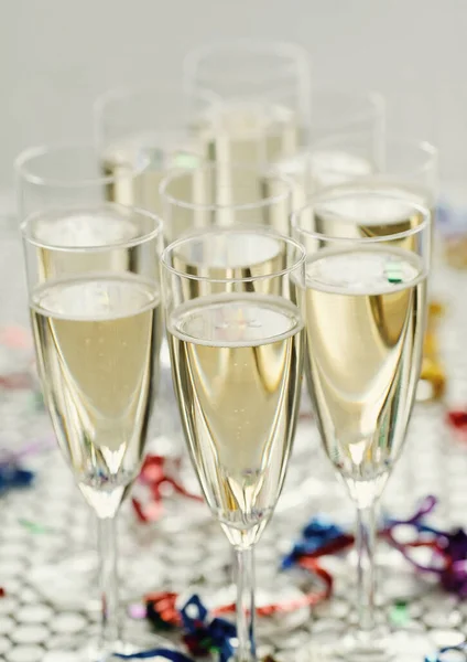 Празднование Бокал Шампанского Столе — стоковое фото
