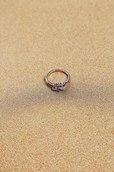 Des Bijoux Belle Bague Avec Diamant — Photo