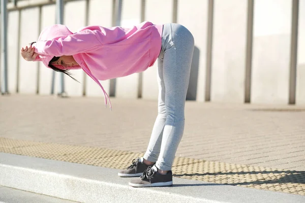 Sport Strada Donna Sta Esercitando All Aperto — Foto Stock