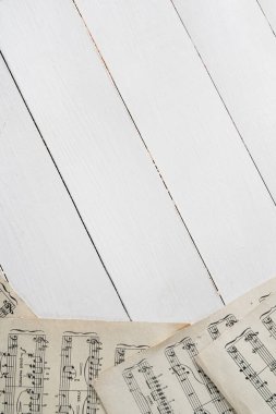 Eski model. Vintage kağıdın üzerinde notalar