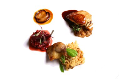 Et kaplama görünümlü yemek