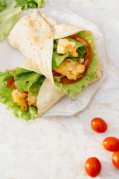 Leckere Tortilla Auf Dem Tisch — Stockfoto