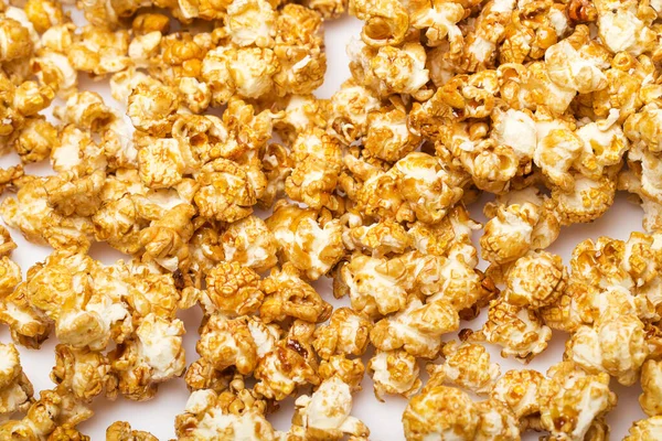 Sinema. Masada nefis patlamış mısır.