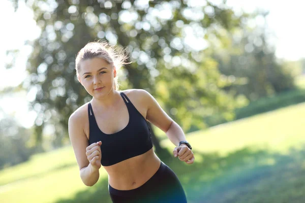 Sporty Young Woman Doing Exercise Park — Stock Photo, Image