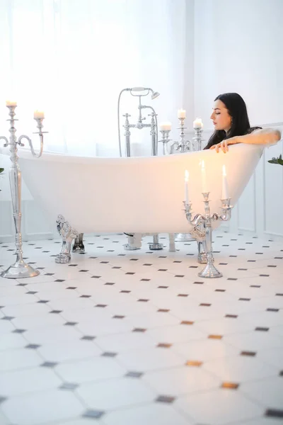 Woman Black Dress Taking Bath — Stockfoto