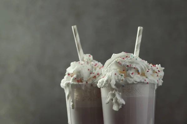 Buvez Milkshake Sur Table — Photo