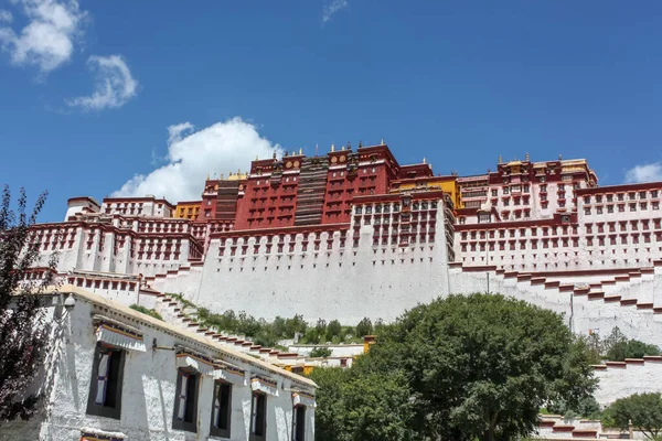 Lhasa, Tibet, Asya 'dan Potala Sarayı manzarası