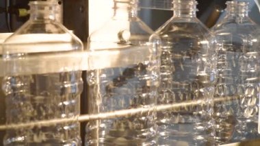 plastik şişe üretim konveyör hattı