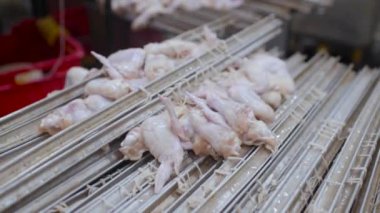 Gıda sektöründe tavuk işlemek için bitki