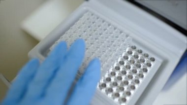 Tanılama bir laboratuvarda Dna deneyleri için aleti