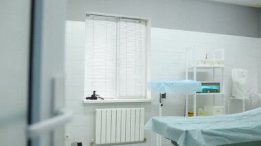 Ameliyat odasında modern bir kozmetik veya Dermatoloji Kliniği