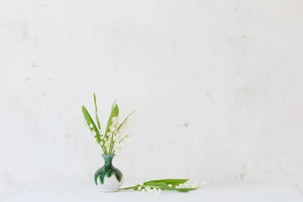 Lily Valley Little Vase Background Old White Wall — Stock Photo, Image