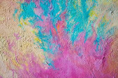  boyalı duvar. tuval üzerinde renkler. Arka planda çok renkli beton duvar kağıdı