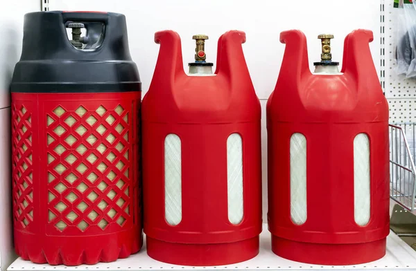 Plast Röd Gasflaskor För Hushållsbruk — Stockfoto