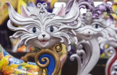 Venedik Maske şeklinde bir kedi yüz ile heykelcik.