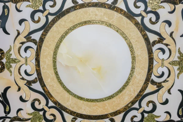 Doğal mermer desenlerle dekoratif panel.