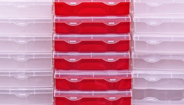 Пластиковые коробки для хранения инструментов и предметов домашнего обихода . — стоковое фото