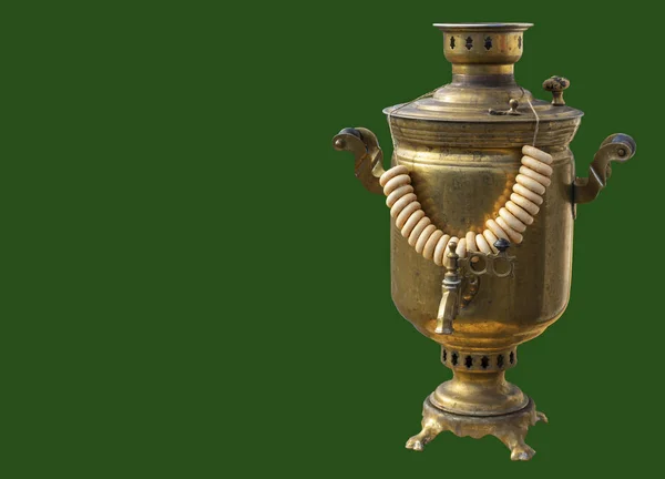 Russian traditional samovar with bundles of bagels. — Stock Photo, Image