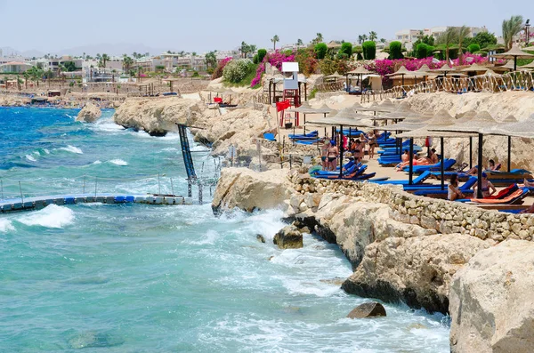 Sharm Sheikh Egypten Maj 2018 Okända Människor Vila Stranden Hotell — Stockfoto