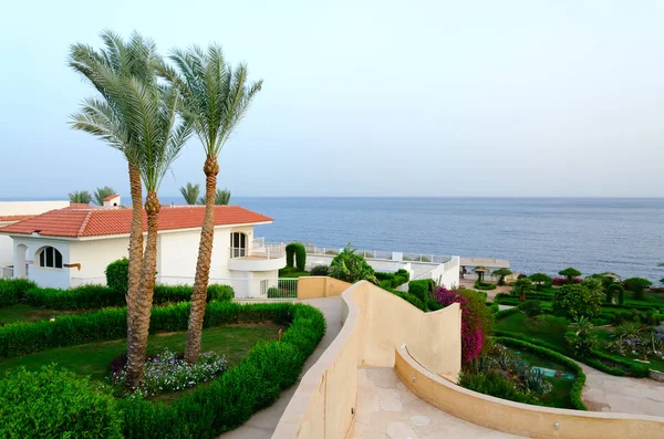 Territory of popular hotel Siva Sharm (ex Savita Resort) 5 *, sea view, Sharm El Sheikh, Egypt — Stock Photo, Image