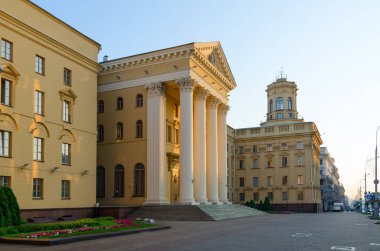 Minsk, Beyaz Rusya - 17 Ağustos 2018: Bina Devlet Güvenlik Komitesi, bağımsızlık Avenue 17, Minsk, Beyaz Rusya