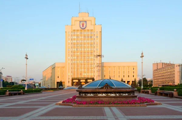 Minsk Belarus Agosto 2018 Praça Independência Universidade Pedagógica Estado Bielorrússia — Fotografia de Stock