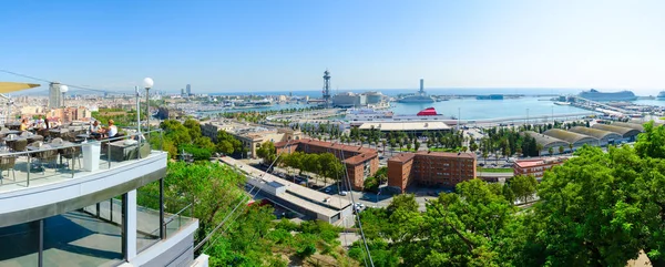 Barcelona Španělsko Září 2018 Neznámí Lidé Odpočinek Venkovní Kavárně Horu — Stock fotografie