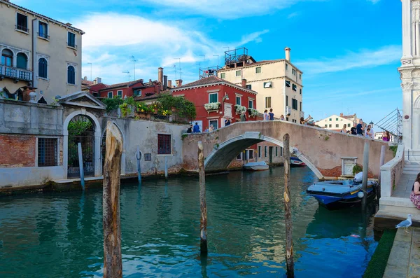 Venecia Italia Septiembre 2018 Vista Panorámica Del Canal Con Puente —  Fotos de Stock