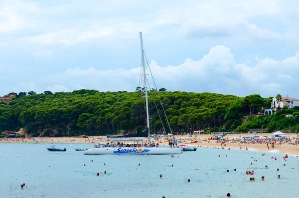 Lloret Mar Spanien September 2018 Unbekannte Entspannen Sich Strand Des — Stockfoto