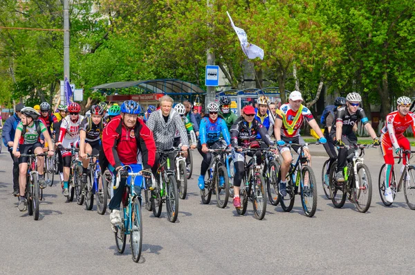 2019 bisiklet sezonu, Gomel, Beyaz Rusya'nın açılışına adanmış sporcuların ve bisiklet tutkunlarının katılımıyla toplu bahar bisikleti yolculuğu