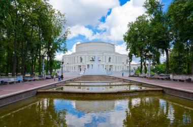 Beyaz Rusya Cumhuriyeti Ulusal Akademik Büyük Opera ve Bale Tiyatrosu, Minsk