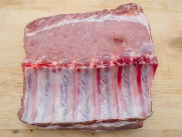 보드에 돼지고기가 맛있는 — 스톡 사진