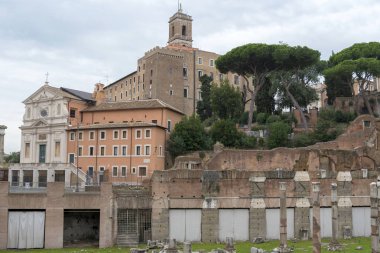 Konut, eski evler Roma'da İtalya Belediye Binası yakınındaki. Roma şehrinin cazibe.