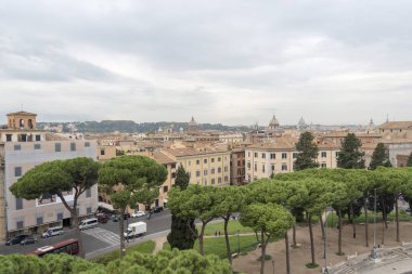 Vittoriano'ya--dan Santa Maria di Loreto için görüntüleyin. İtalya Roma'da manzaraları.