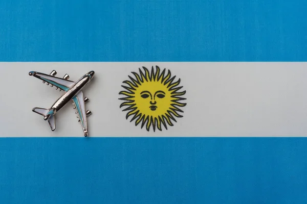 Letadlo Nad Vlajkou Argentiny Cestování Konceptu Hračka Letadlo Vlajce Jako — Stock fotografie