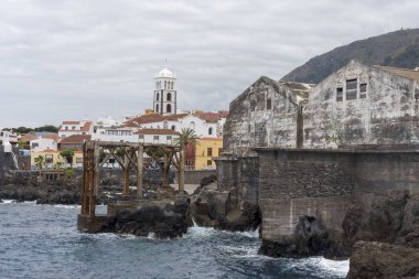 Garachico eski yükleme rıhtım, Tenerife kuzeyinde köy.