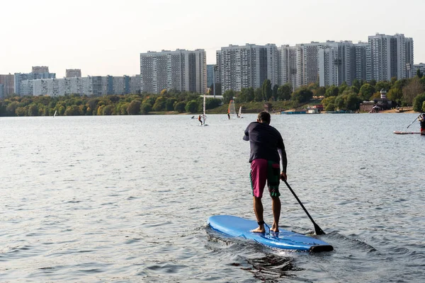 Paddleboarding Standup Fica Rio Moscovo Strogino Conceito Estilo Vida Saudável — Fotografia de Stock