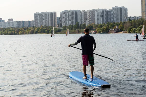 Paddleboarding Standup Fica Rio Moscovo Strogino Conceito Estilo Vida Saudável — Fotografia de Stock